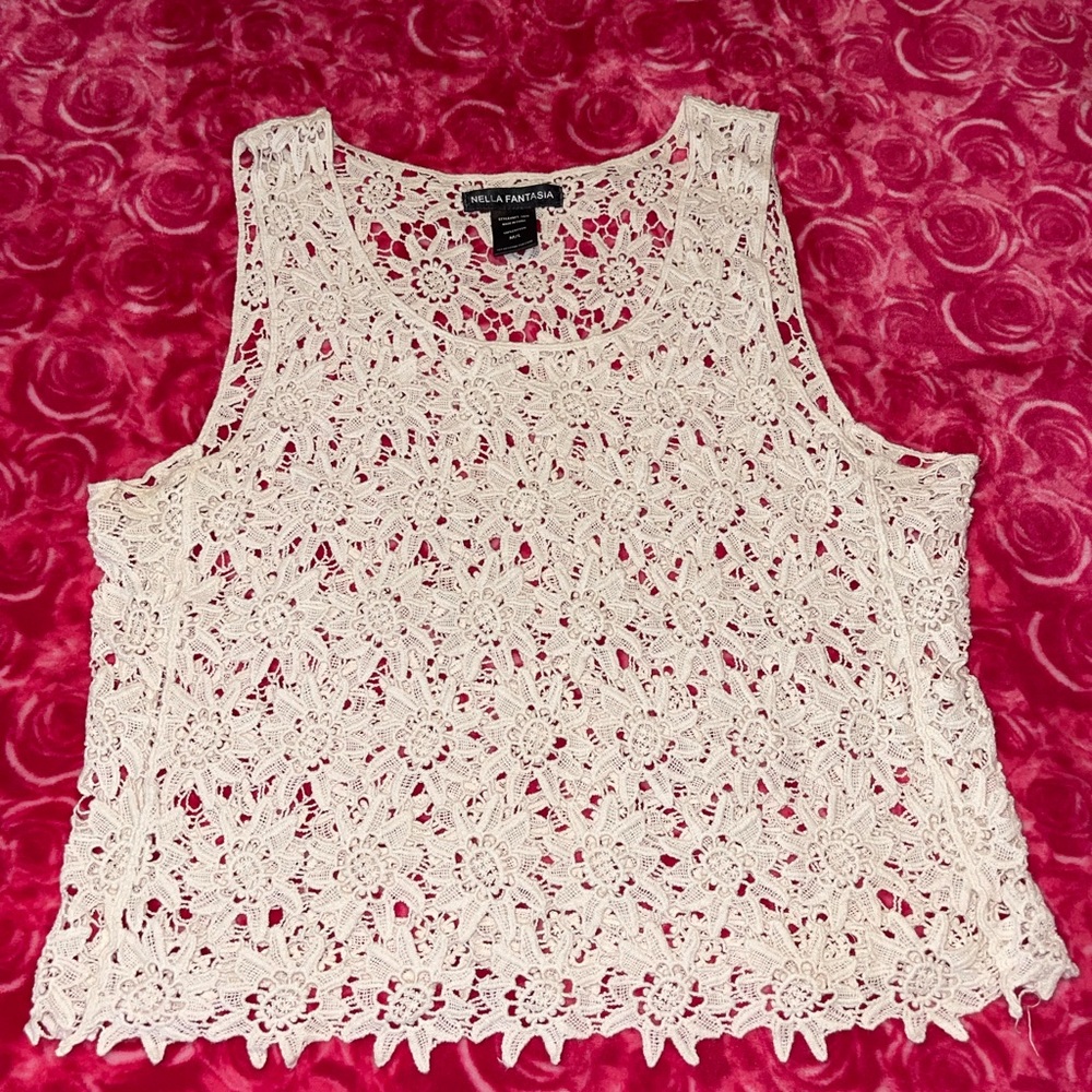 M/L crochet crop top